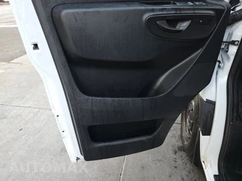 2025 Mercedes-Benz Sprinter 2500 Cargo Van Standard Roof 144.0" WB – miniatura 9