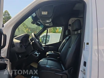 2025 Mercedes-Benz Sprinter 2500 Cargo Van Standard Roof 144.0" WB – miniatura 13