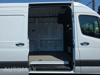 2025 Mercedes-Benz Sprinter 2500 Cargo Van Standard Roof 144.0" WB – miniatura 16