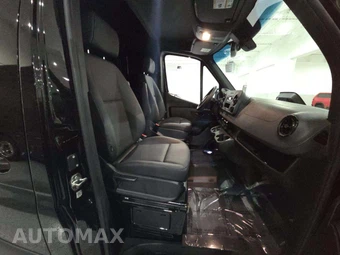 2025 Mercedes-Benz Sprinter 2500 Cargo Van Standard Roof 144.0" WB - miniatura 17