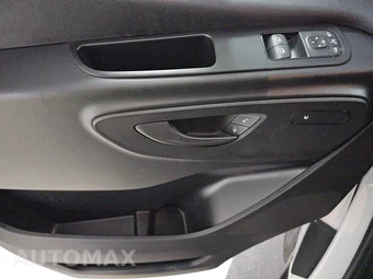 2025 Mercedes-Benz Sprinter 2500 Cargo Van Standard Roof 144.0" WB - miniatura 9