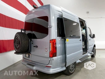 2025 Mercedes-Benz Sprinter 2500 Cargo Van Standard Roof 144.0" WB - miniatura 32