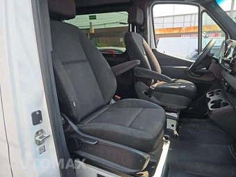 2025 Mercedes-Benz Sprinter 2500 Passenger Van 144.0" WB – miniatura 19