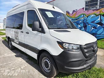 2025 Mercedes-Benz Sprinter 2500 Passenger Van 144.0" WB - samochód z USA z aukcji Manheim, oferta Kup Teraz w AUTOMAX