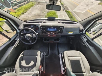 2025 Mercedes-Benz Sprinter 2500 Passenger Van 144.0" WB - miniatura 14