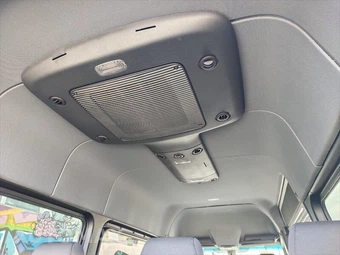 2025 Mercedes-Benz Sprinter 2500 Passenger Van 144.0" WB - miniatura 44