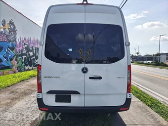 2025 Mercedes-Benz Sprinter 2500 Passenger Van 144.0" WB - miniatura 9
