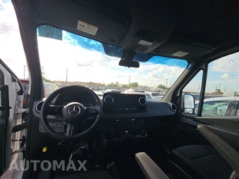 2025 Mercedes-Benz Sprinter 2500 Passenger Van 170.0" WB - miniatura 11