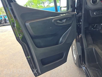 2025 Mercedes-Benz Sprinter 2500 Passenger Van 170.0" WB - miniatura 9