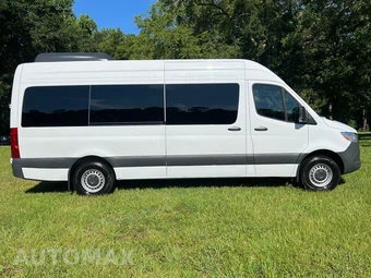 2025 Mercedes-Benz Sprinter 2500 Passenger Van 170.0" WB - samochód z USA z aukcji Manheim, oferta Kup Teraz w AUTOMAX