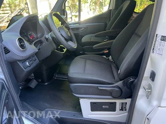 2025 Mercedes-Benz Sprinter 2500 Passenger Van 170.0" WB - miniatura 11