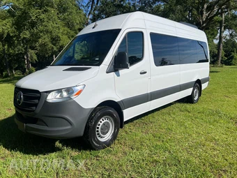 2025 Mercedes-Benz Sprinter 2500 Passenger Van 170.0" WB - miniatura 5