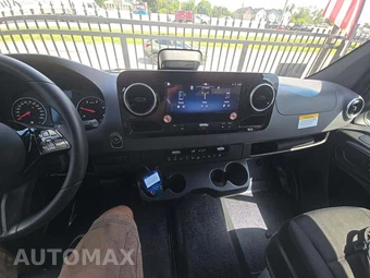 2025 Mercedes-Benz Sprinter 2500 Passenger Van 170.0" WB - miniatura 10