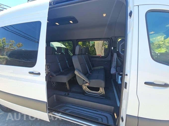 2025 Mercedes-Benz Sprinter 2500 Passenger Van 170.0" WB - miniatura 17