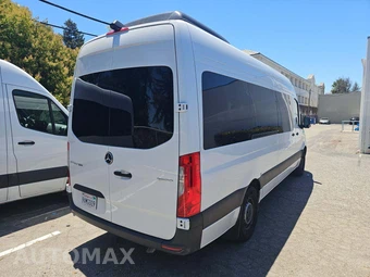 2025 Mercedes-Benz Sprinter 2500 Passenger Van 170.0" WB - miniatura 3
