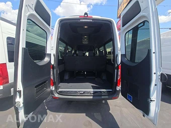 2025 Mercedes-Benz Sprinter 2500 Passenger Van 170.0" WB - miniatura 13