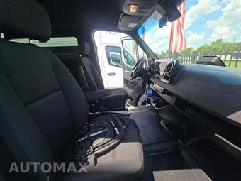 2025 Mercedes-Benz Sprinter 2500 Passenger Van 170.0" WB - miniatura 17