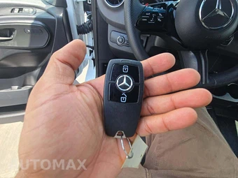 2025 Mercedes-Benz Sprinter 2500 Passenger Van 170.0" WB - miniatura 8