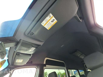 2025 Mercedes-Benz Sprinter 2500 Passenger Van 170.0" WB – miniatura 11
