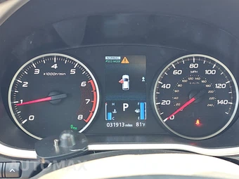 2025 Mitsubishi Eclipse Cross Black Edition – miniatura 12