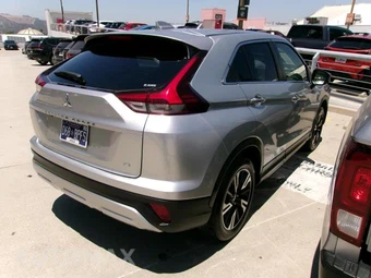 2025 Mitsubishi Eclipse Cross – miniatura 4