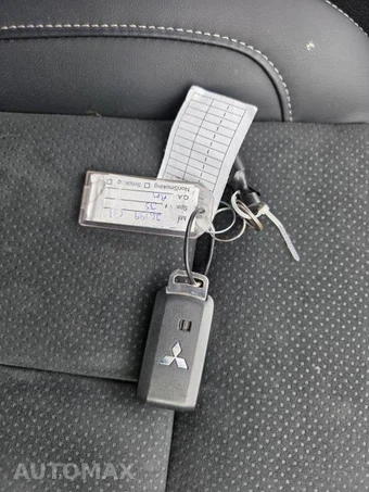 2025 Mitsubishi Eclipse Cross – miniatura 18