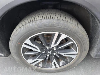 2025 Mitsubishi Eclipse Cross – miniatura 5