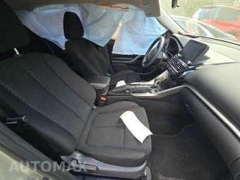 2025 Mitsubishi Eclipse Cross LE - miniatura 9