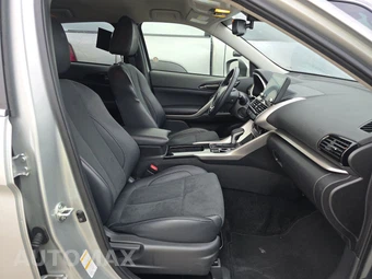 2025 Mitsubishi Eclipse Cross SE – miniatura 8