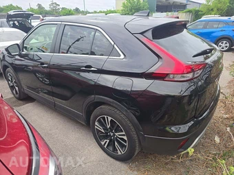 2025 Mitsubishi Eclipse Cross SEL – miniatura 2