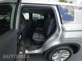 2025 Mitsubishi Outlander ES - miniatura 10