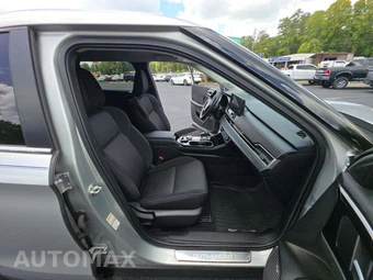 2025 Mitsubishi Outlander ES - miniatura 16
