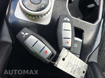 2025 Mitsubishi Outlander ES - miniatura 5
