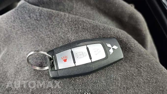 2025 Mitsubishi Outlander ES - miniatura 12
