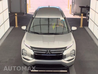 2025 Mitsubishi Outlander ES - miniatura 2