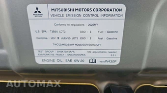 2025 Mitsubishi Outlander ES - miniatura 21