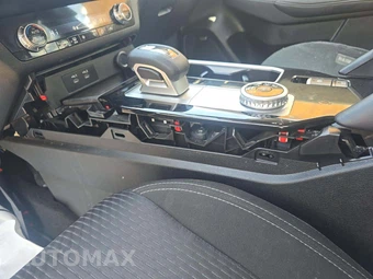 2025 Mitsubishi Outlander ES - miniatura 22