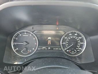 2025 Mitsubishi Outlander ES - miniatura 6