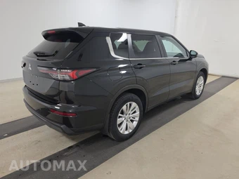 2025 Mitsubishi Outlander ES - miniatura 4