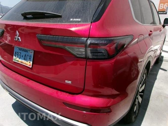 2025 Mitsubishi Outlander - miniatura 12