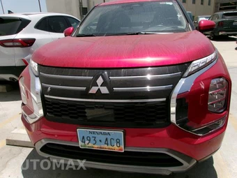 2025 Mitsubishi Outlander - miniatura 4