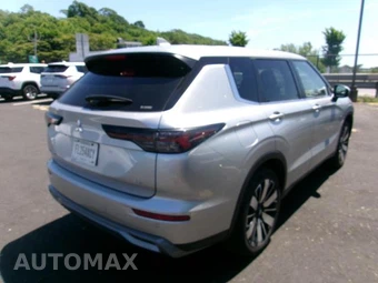 2025 Mitsubishi Outlander - miniatura 10