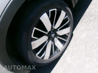 2025 Mitsubishi Outlander - miniatura 11