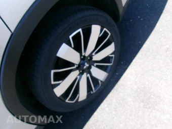 2025 Mitsubishi Outlander - miniatura 7