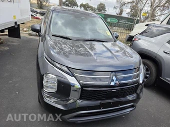 2025 Mitsubishi Outlander - miniatura 10