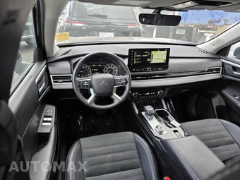 2025 Mitsubishi Outlander - miniatura 19