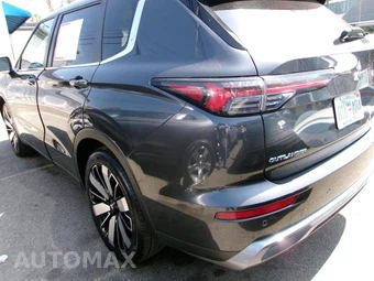 2025 Mitsubishi Outlander - miniatura 10
