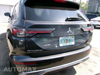 2025 Mitsubishi Outlander - miniatura 11