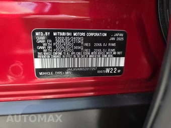 2025 Mitsubishi Outlander - miniatura 2