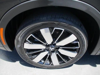 2025 Mitsubishi Outlander - miniatura 10